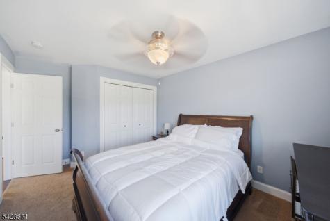 157 Freeman Street Woodbridge NJ 07095