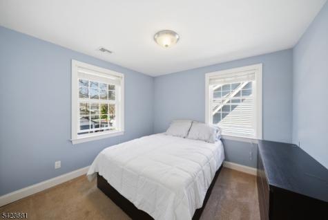 157 Freeman Street Woodbridge NJ 07095