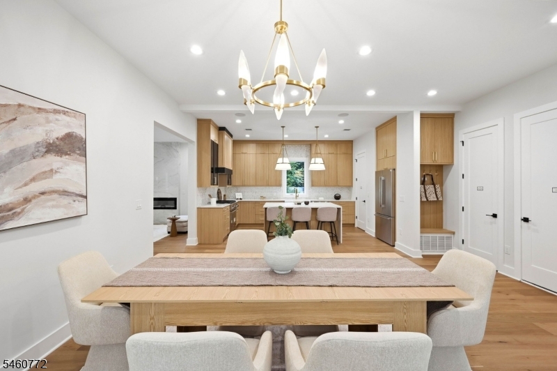 8 Roosevelt Terrace Livingston NJ 07039
