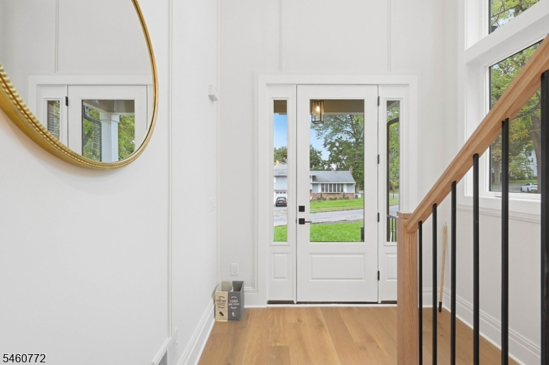 8 Roosevelt Terrace Livingston NJ 07039