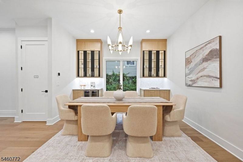 8 Roosevelt Terrace Livingston NJ 07039