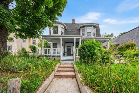 328 Springdale Avenue East Orange NJ 07017