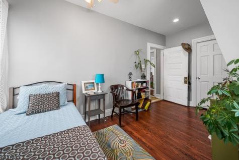 328 Springdale Avenue East Orange NJ 07017