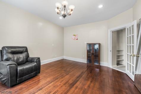328 Springdale Avenue East Orange NJ 07017