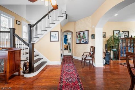 328 Springdale Avenue East Orange NJ 07017