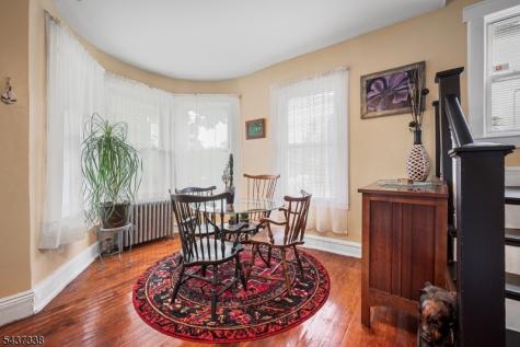 328 Springdale Avenue East Orange NJ 07017