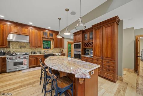 2 Thompson Road Parsippany-troy Hills NJ 07005