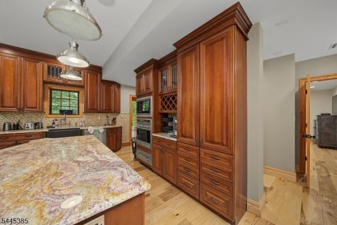 2 Thompson Road Parsippany-troy Hills NJ 07005
