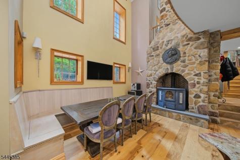 2 Thompson Road Parsippany-troy Hills NJ 07005