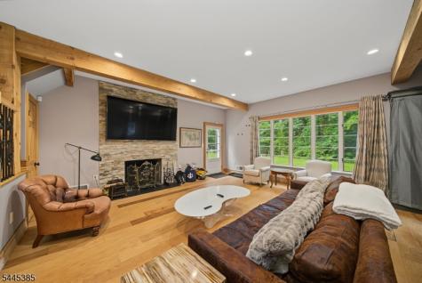 2 Thompson Road Parsippany-troy Hills NJ 07005