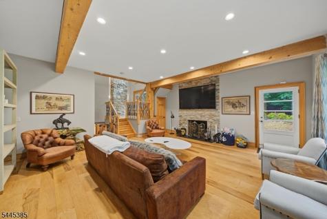 2 Thompson Road Parsippany-troy Hills NJ 07005