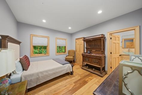 2 Thompson Road Parsippany-troy Hills NJ 07005