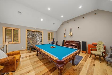 2 Thompson Road Parsippany-troy Hills NJ 07005