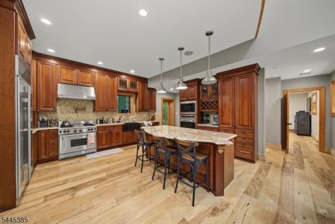 2 Thompson Road Parsippany-troy Hills NJ 07005