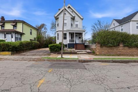 11 Dodd Terrace East Orange NJ 07017