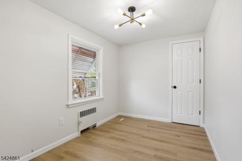 11 Dodd Terrace East Orange NJ 07017