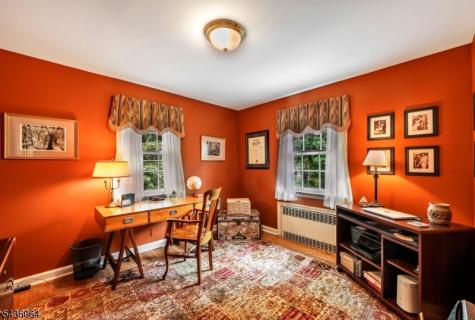 37 Van Dyke Drive Hohokus NJ 07423