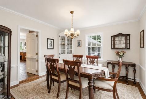 37 Van Dyke Drive Hohokus NJ 07423