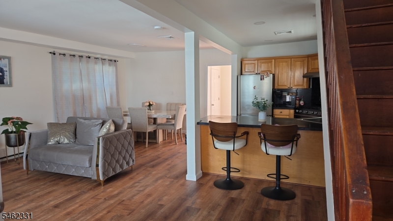 509 81ST Street North Bergen NJ 07047