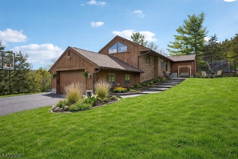 5 Bucky Lane Vernon NJ 07462