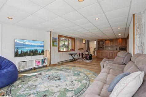 5 Bucky Lane Vernon NJ 07462