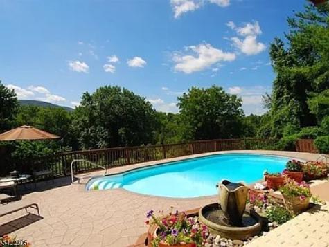 5 Bucky Lane Vernon NJ 07462