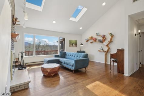 5 Bucky Lane Vernon NJ 07462