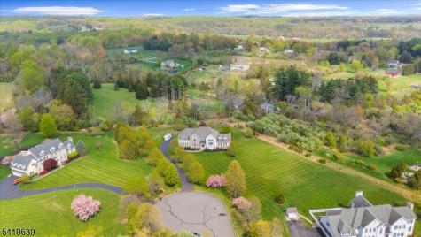 4 Steinbeck Court Alexandria NJ 08848