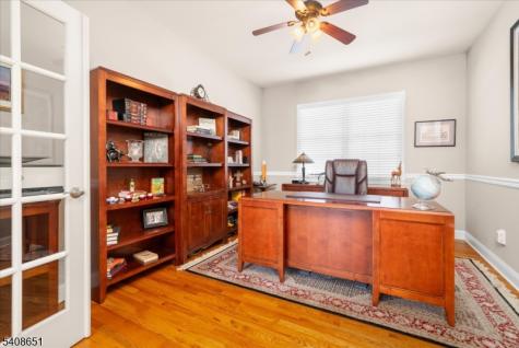 4 Steinbeck Court Alexandria NJ 08848