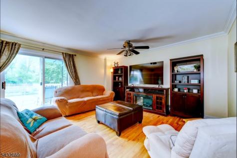 25 Carol Drive Vernon NJ 07418