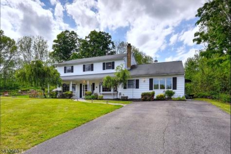 25 Carol Drive Vernon NJ 07418