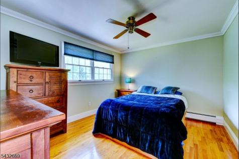 25 Carol Drive Vernon NJ 07418