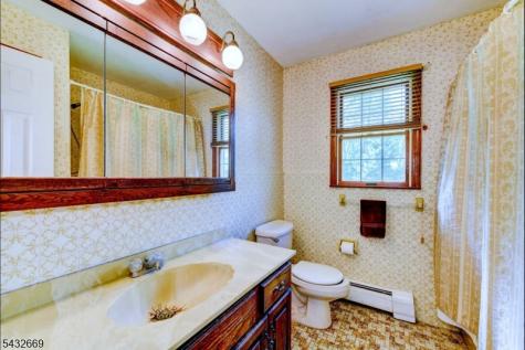 25 Carol Drive Vernon NJ 07418