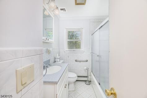 225 Linden Road Wayne NJ 07470