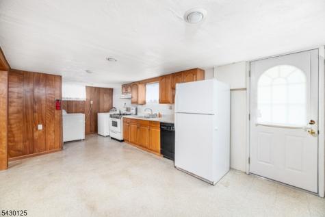 225 Linden Road Wayne NJ 07470