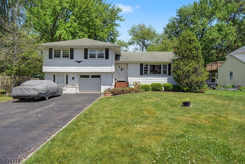 6 Hilltop Avenue Clark NJ 07066