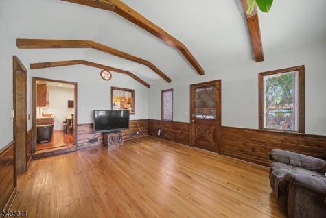 6 Hilltop Avenue Clark NJ 07066