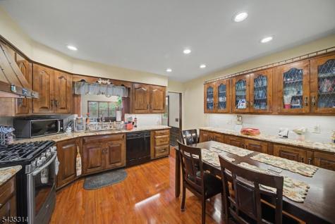 6 Hilltop Avenue Clark NJ 07066