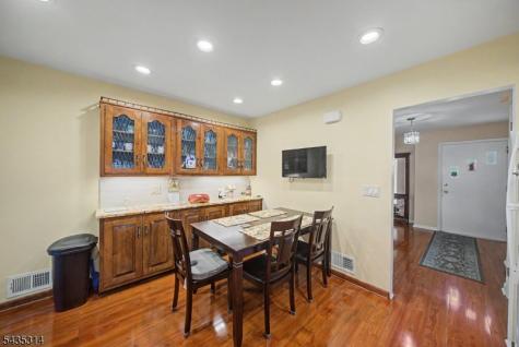 6 Hilltop Avenue Clark NJ 07066
