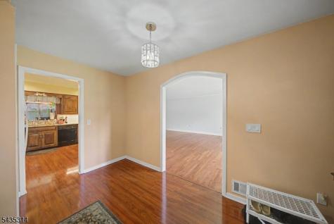 6 Hilltop Avenue Clark NJ 07066