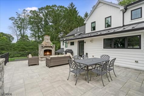 529 Openaki Road Denville NJ 07834