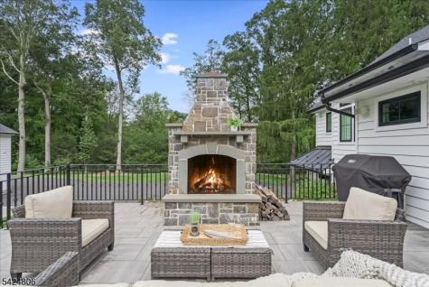 529 Openaki Road Denville NJ 07834