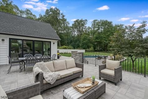 529 Openaki Road Denville NJ 07834