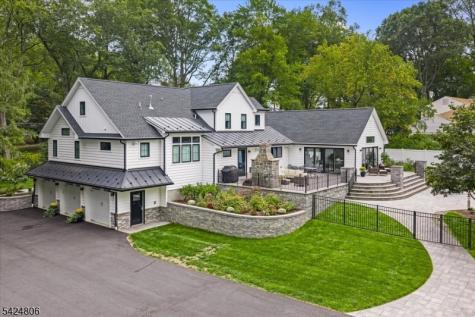 529 Openaki Road Denville NJ 07834