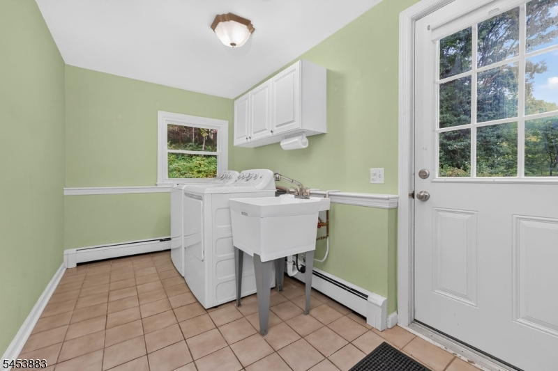 24 Cherryville Stanton Road Raritan NJ 08822