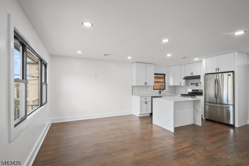 4314 Cottage Avenue North Bergen NJ 07047