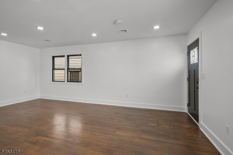 4314 Cottage Avenue North Bergen NJ 07047