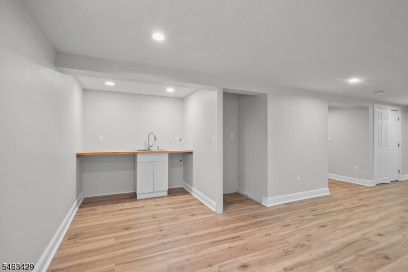4314 Cottage Avenue North Bergen NJ 07047