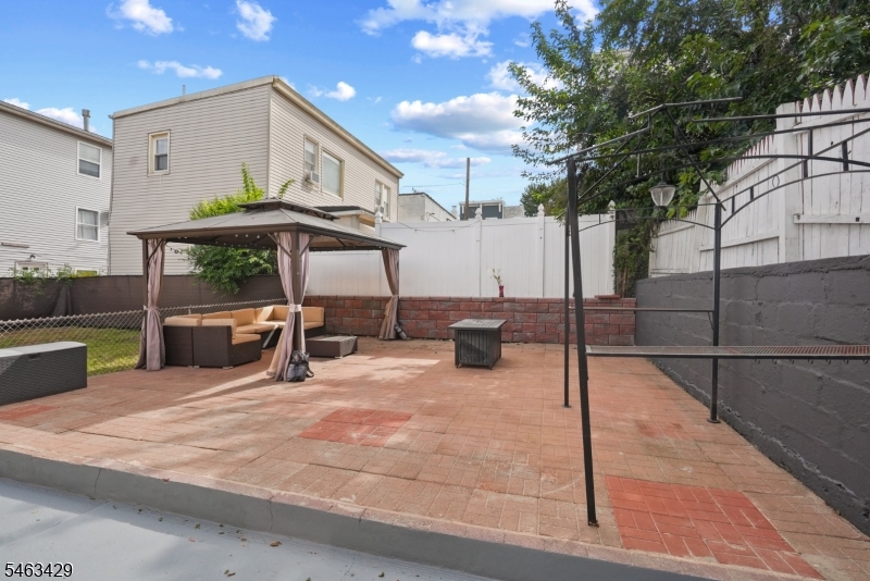 4314 Cottage Avenue North Bergen NJ 07047
