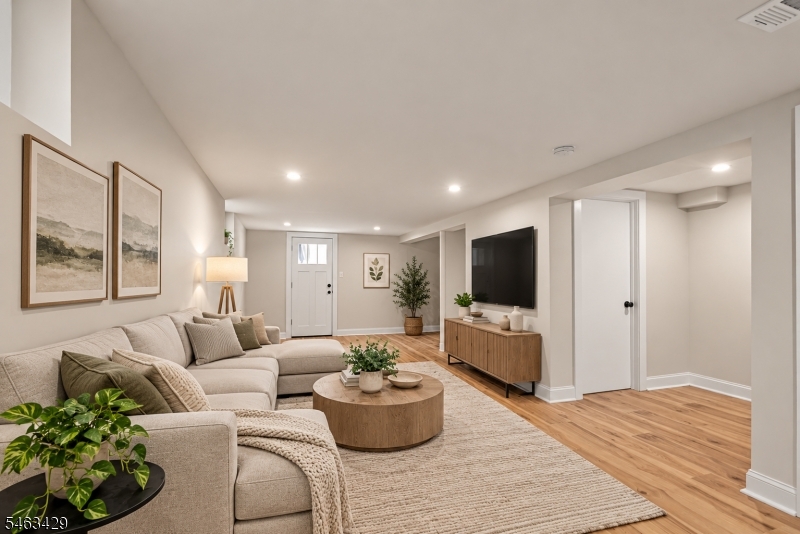 4314 Cottage Avenue North Bergen NJ 07047